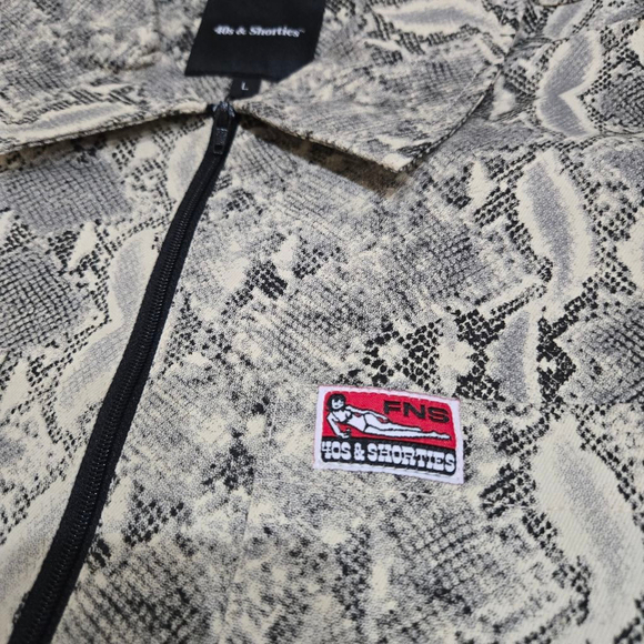 Snakeskin Polo Size Large NWT - Picture 2 of 3